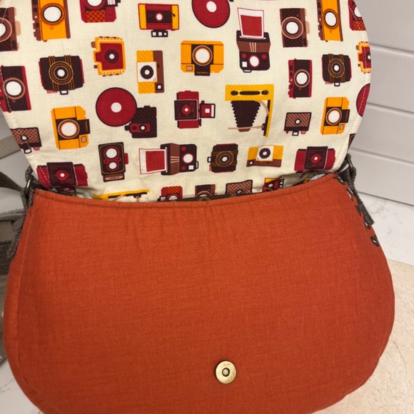 Handmade vintage camera purse - Picture 4 of 7